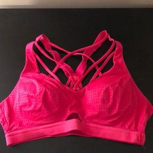 Victoria Sport 34B Sports Bra